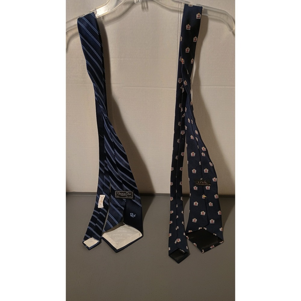 Vintage Christian Dior  & The Stag Shop Ties Mens Navy Blue Silk Crest Stripe
